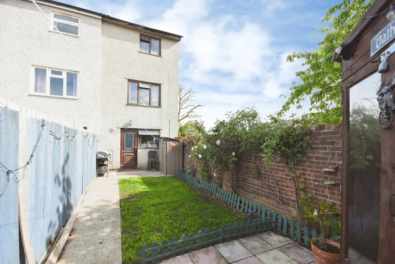 Winfields, BASILDON, Essex, SS13, photo 20