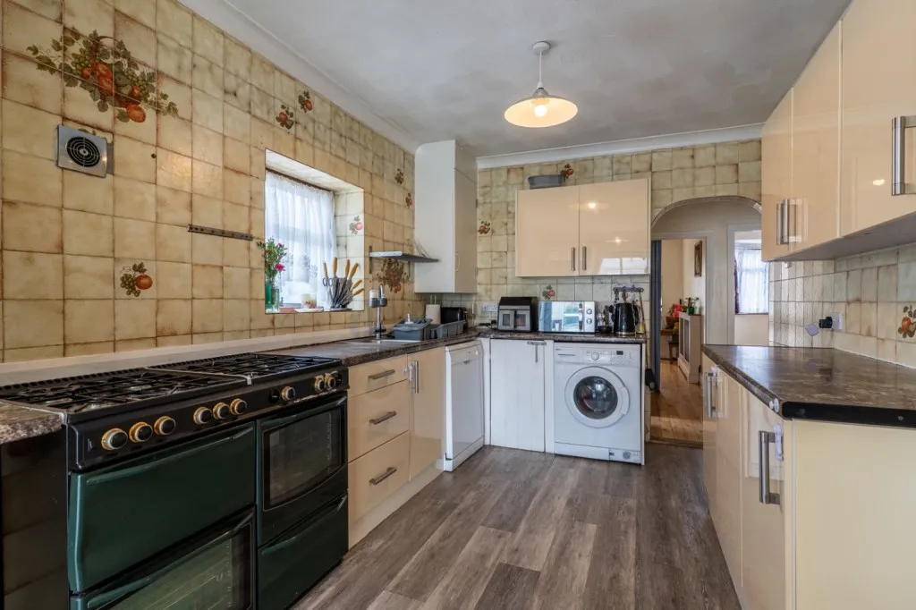 Lower Higham Road, Gravesend, DA12, photo 4