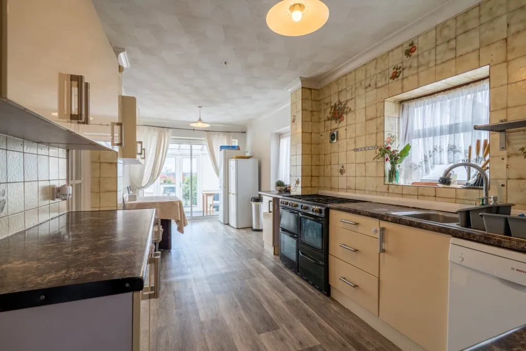 Lower Higham Road, Gravesend, DA12, photo 6