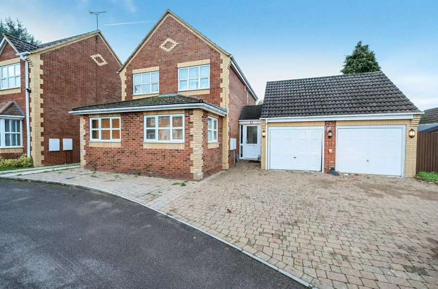 4 bed house for sale, Poynters Road, Dunstable, LU5