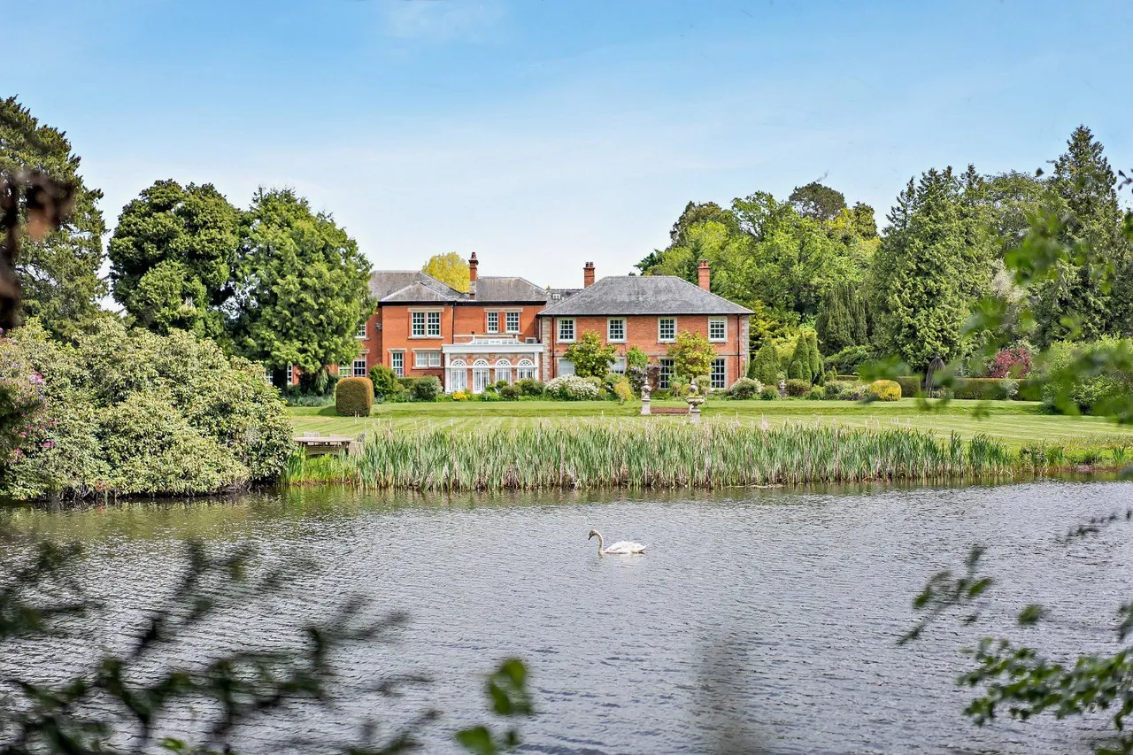 Staunton-On-Arrow, Nr Leominster, Herefordshire, HR6 9LE, photo 2
