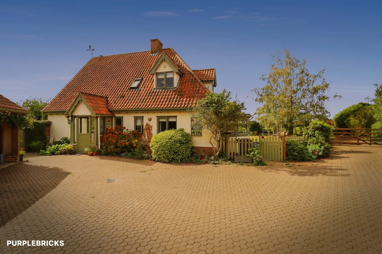 3 bed house for sale, Poppys Lane, Diss, IP21