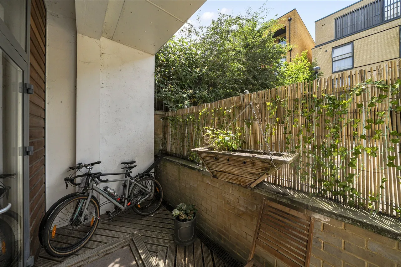 Nightingale Grove, SE13, photo 18