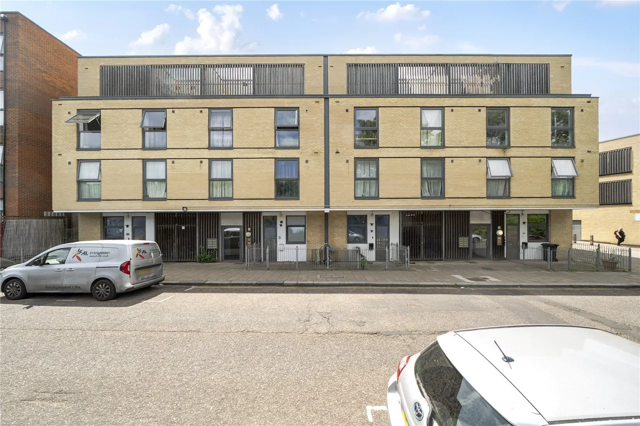 Nightingale Grove, SE13, photo 2