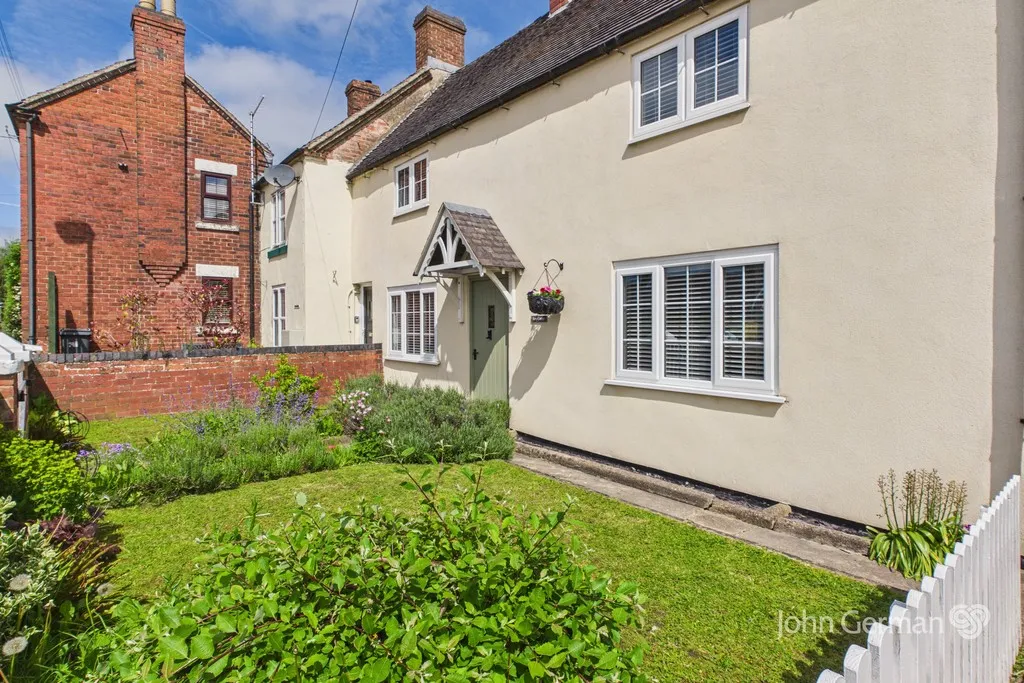 Main Road, Hulland Ward, photo 24