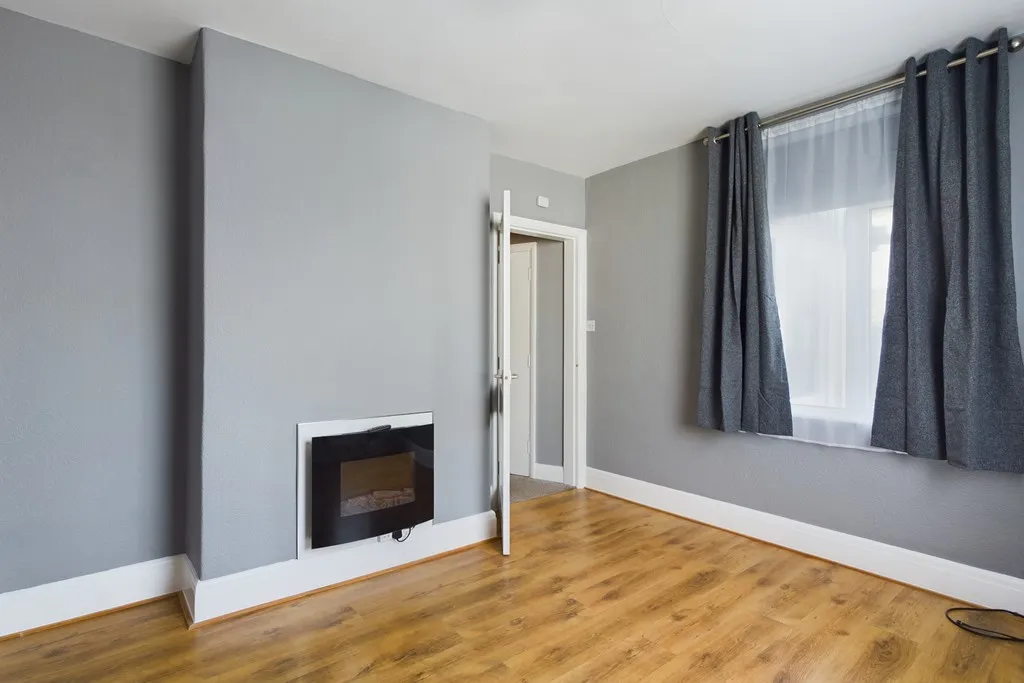Helmside Court, Oxenholme, LA9, photo 2