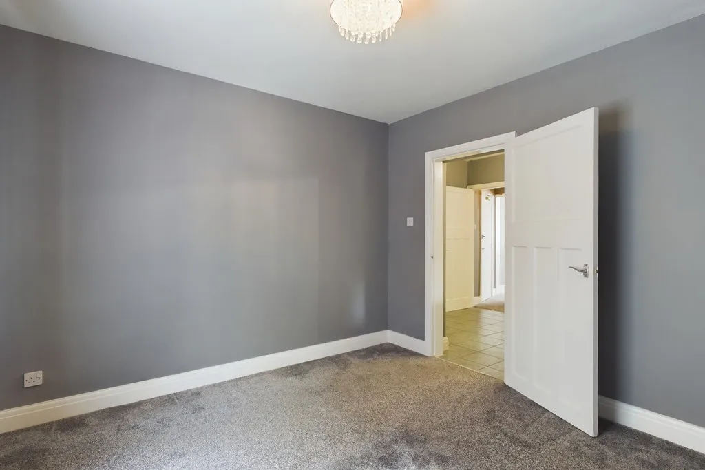 Helmside Court, Oxenholme, LA9, photo 10