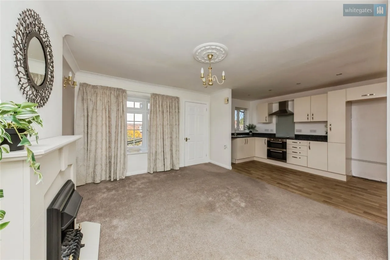 Yew Tree Drive, Nantwich, CW5, photo 4