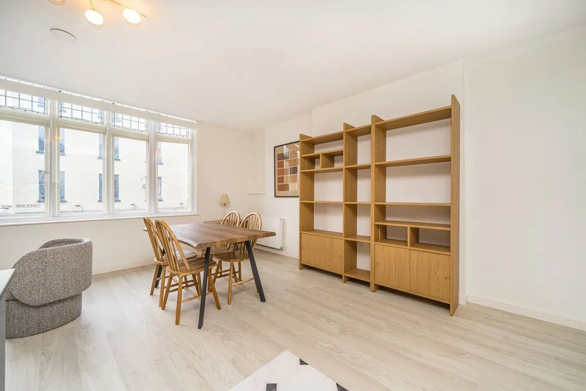 Three Pigeons House, W5, photo 4