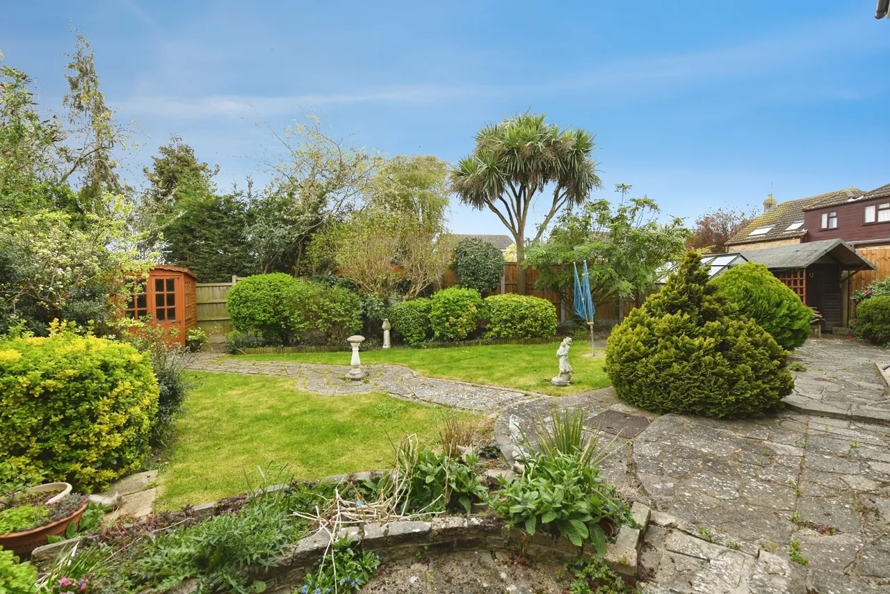 Chalfont Close, Leigh-on-Sea, Essex, SS9, photo 4