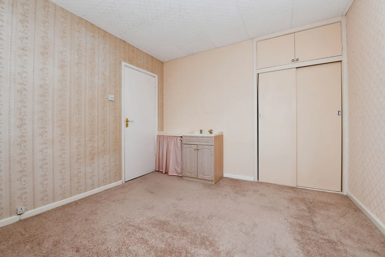 Chalfont Close, Leigh-on-Sea, Essex, SS9, photo 15