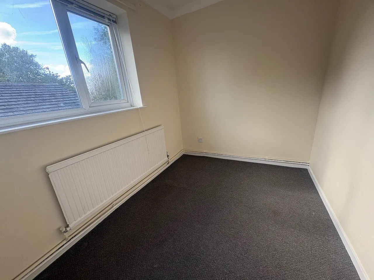 Minden Close, Danesholme, NN18, photo 6
