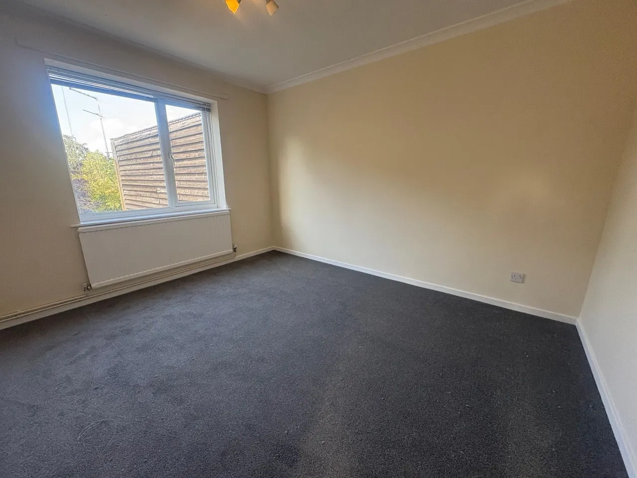 Minden Close, Danesholme, NN18, photo 4