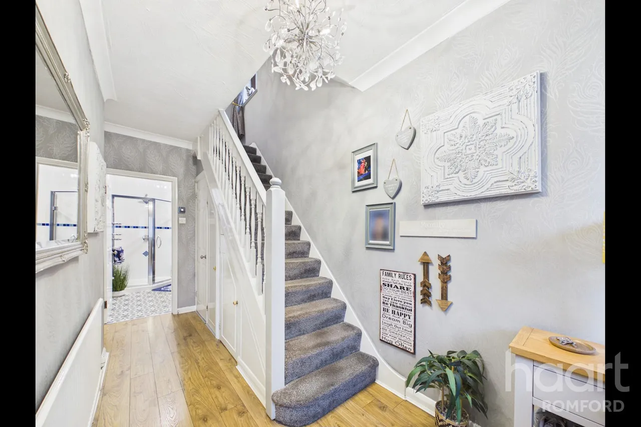 Hainault Road, Romford, RM5, photo 11