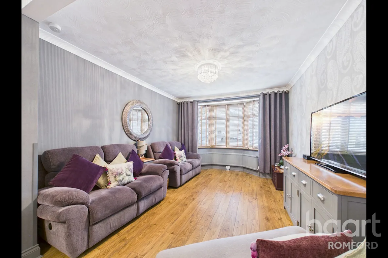 Hainault Road, Romford, RM5, photo 8