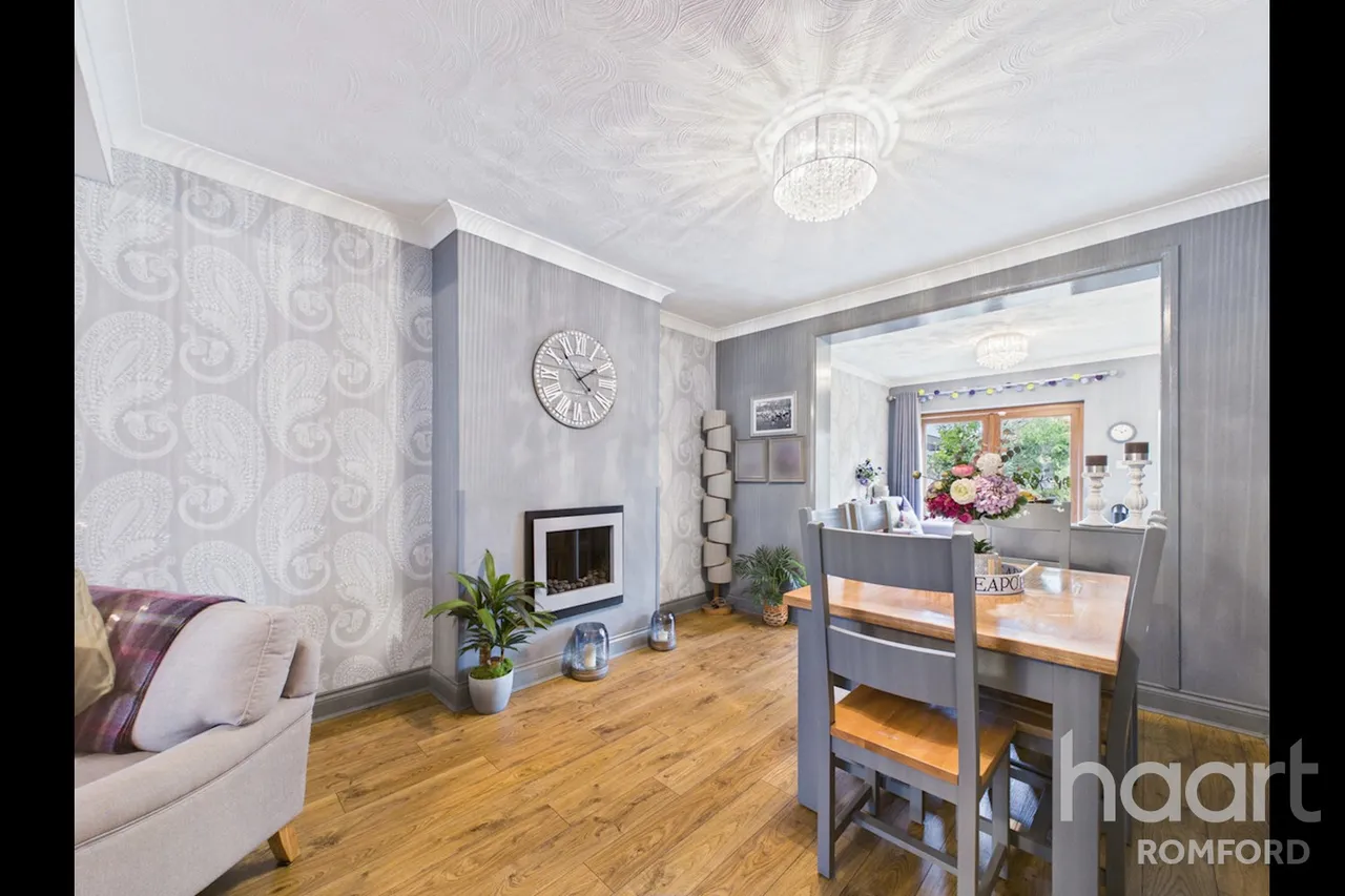 Hainault Road, Romford, RM5, photo 9