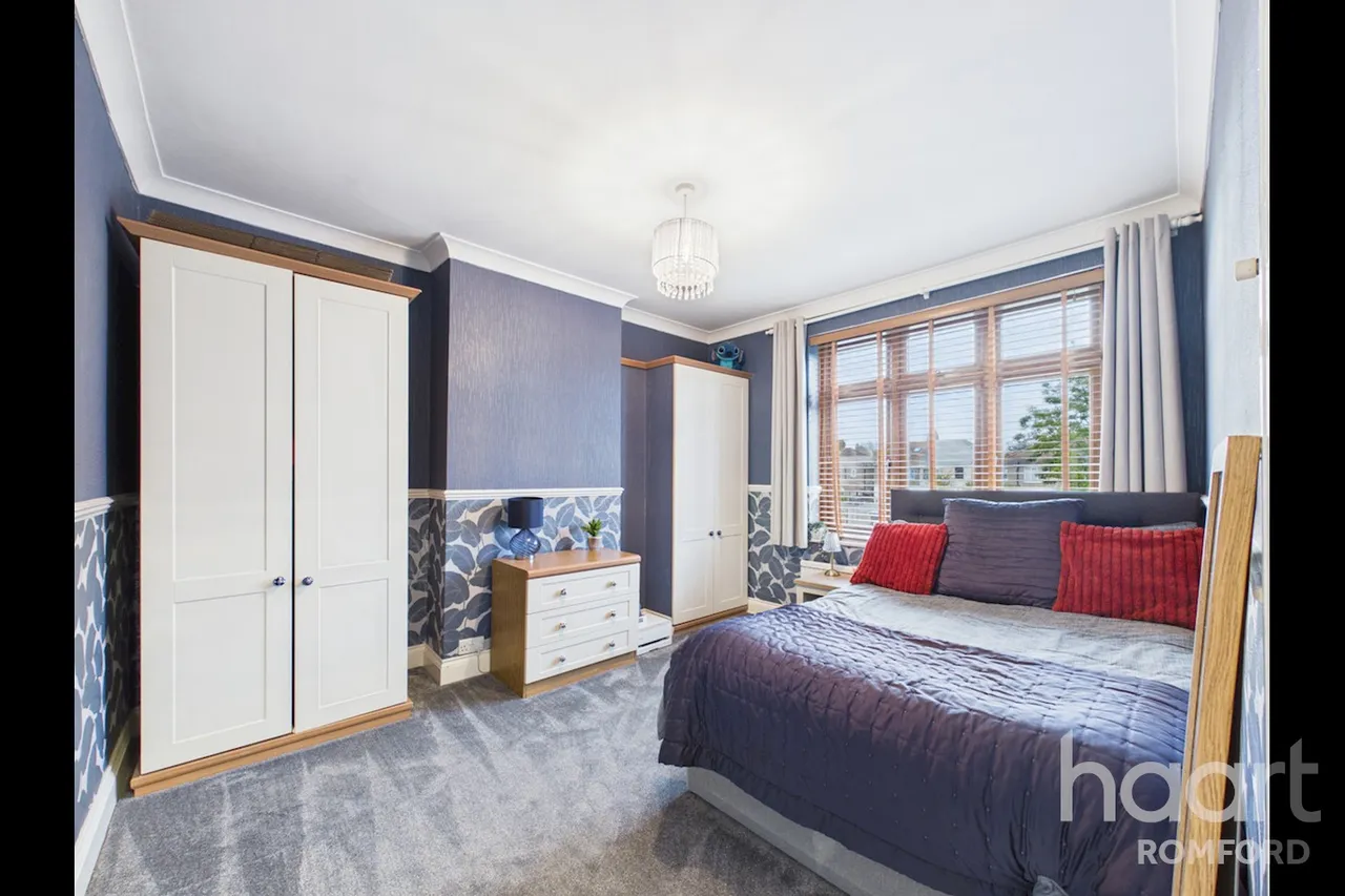 Hainault Road, Romford, RM5, photo 14