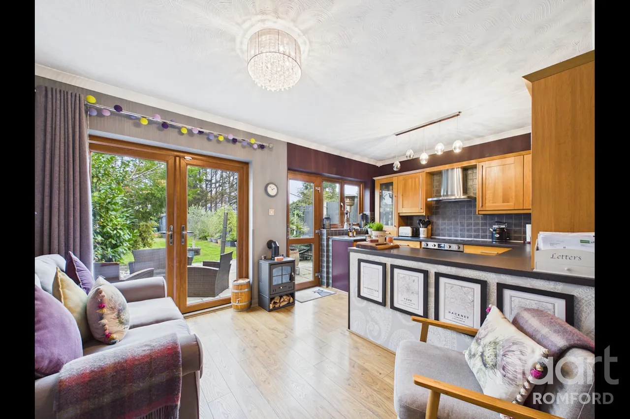 Hainault Road, Romford, RM5, photo 7
