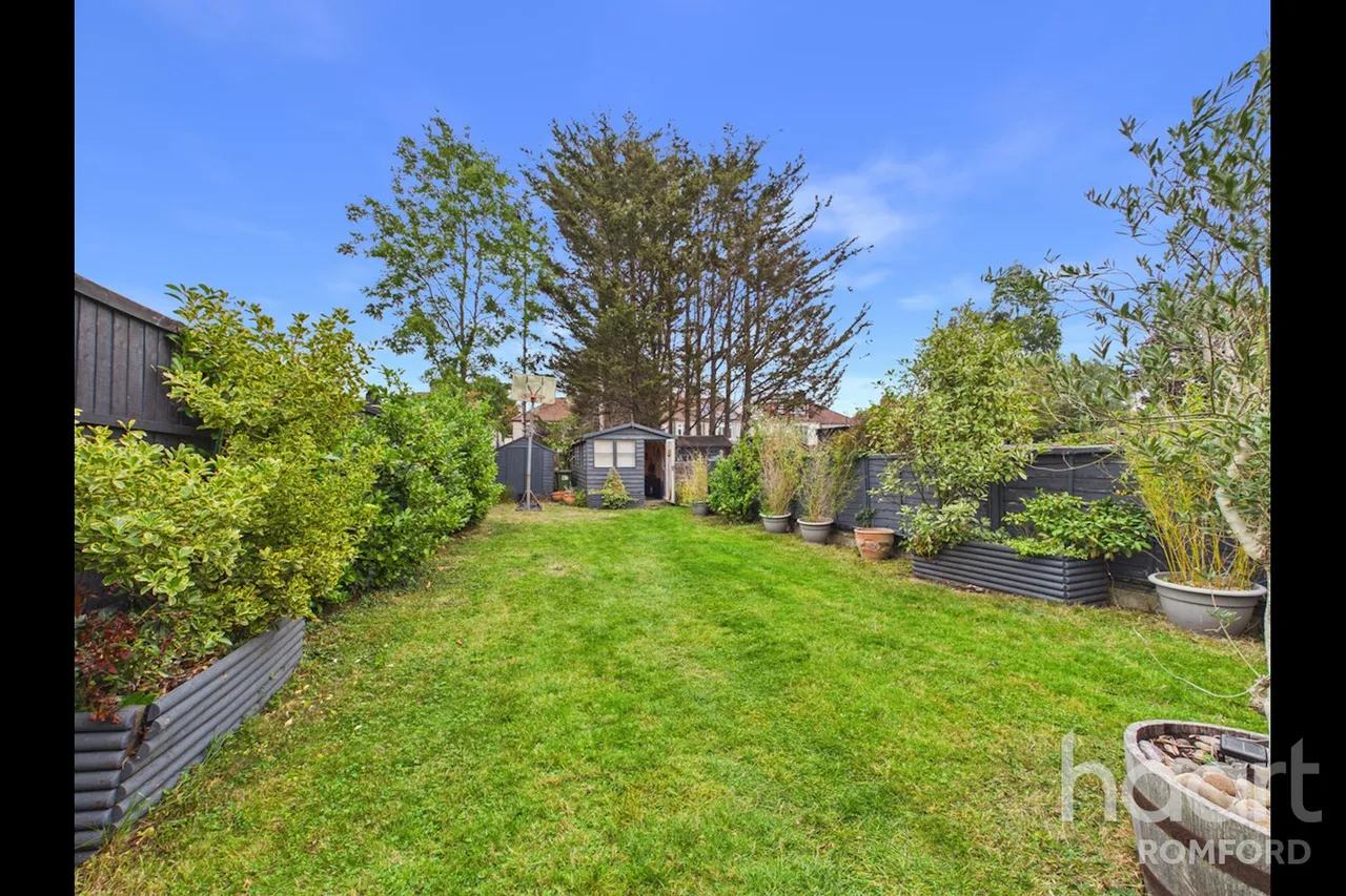 Hainault Road, Romford, RM5, photo 24
