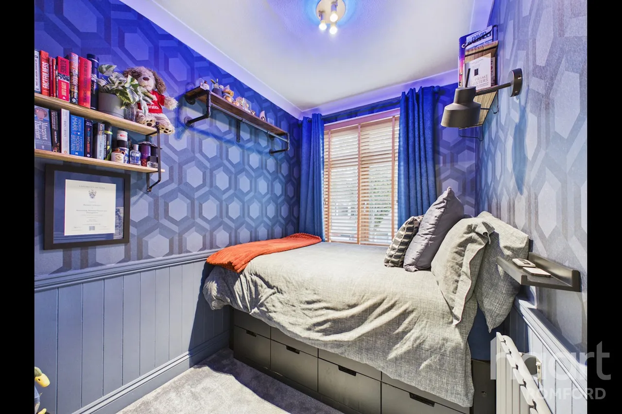 Hainault Road, Romford, RM5, photo 21