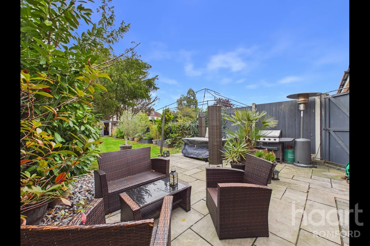Hainault Road, Romford, RM5, photo 23