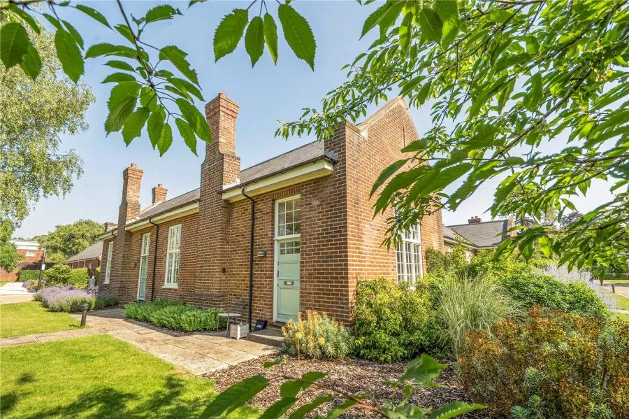 1 bed house for sale, The Parade, Bicester, OX27