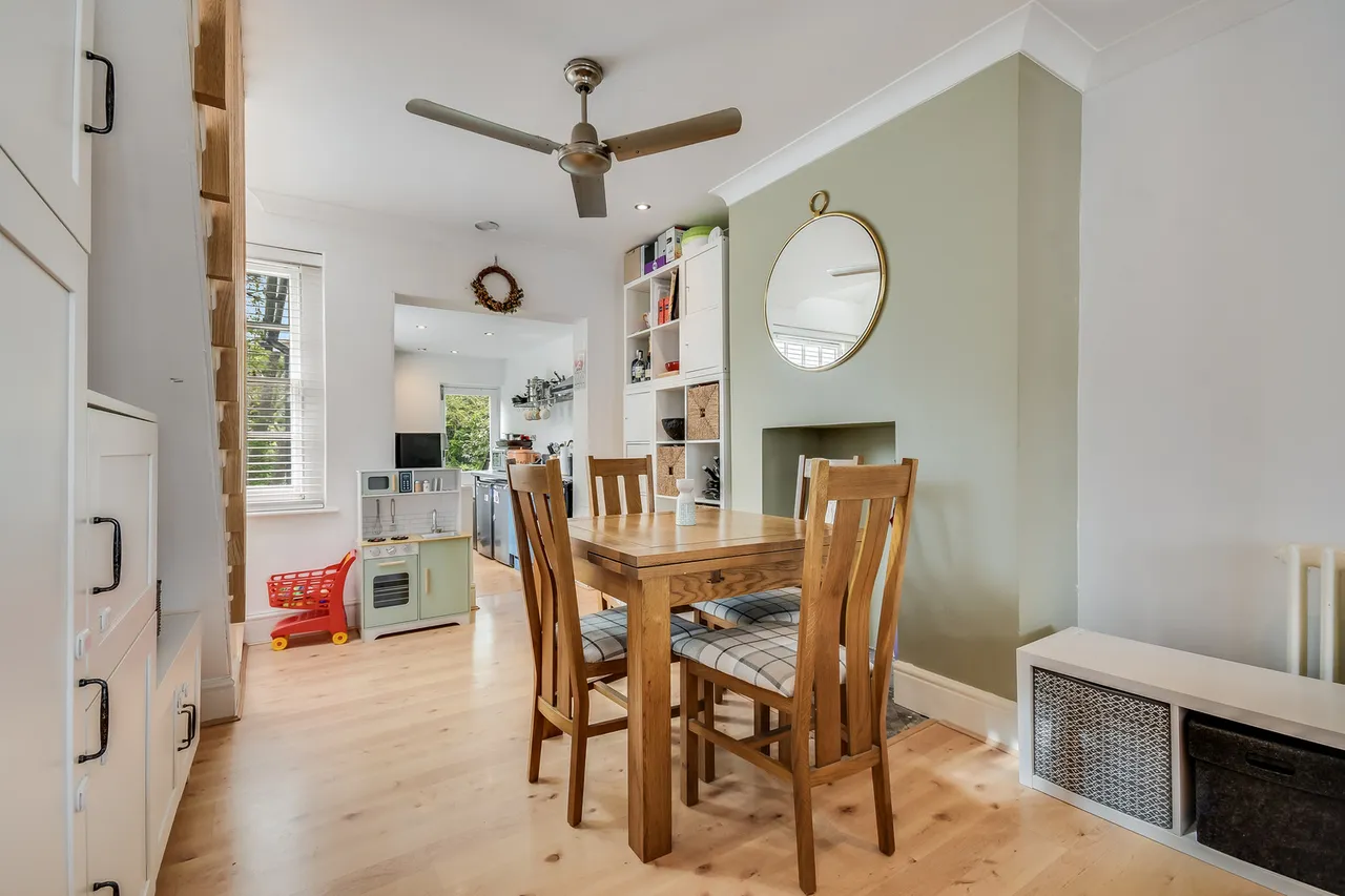 200 Upper Bridge Road, Chelmsford, Essex, CM2 0RU, photo 3