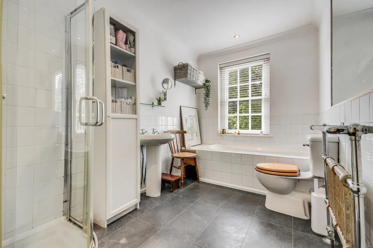 200 Upper Bridge Road, Chelmsford, Essex, CM2 0RU, photo 10