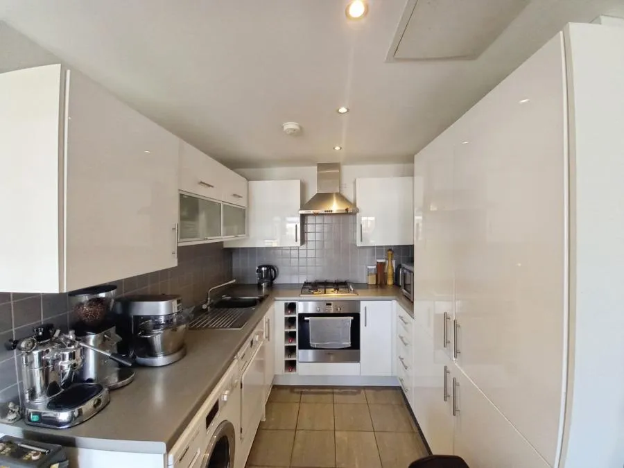 Orchard Plaza, Poole, BH15, photo 2