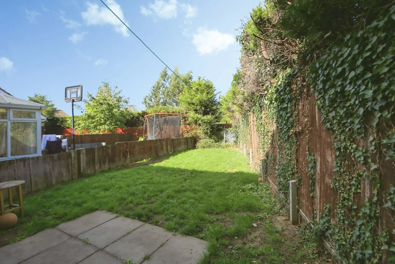 Swan Gardens, Peterborough, Cambridgeshire, PE1, photo 6