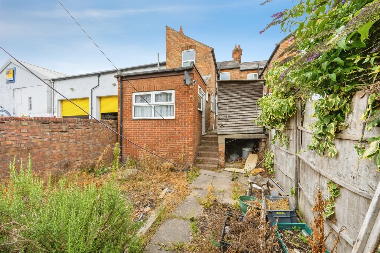 London Road, Bedford, MK42, photo 14