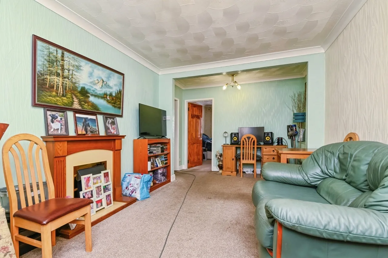 Millers Barn Road, Jaywick, Clacton-on-Sea, Essex, CO15, photo 3