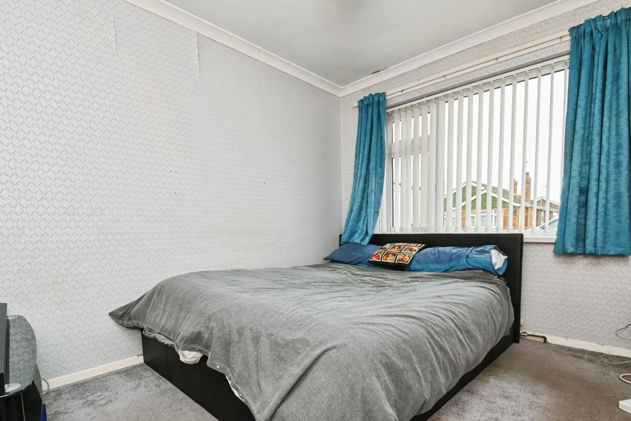 Millers Barn Road, Jaywick, Clacton-on-Sea, Essex, CO15, photo 11