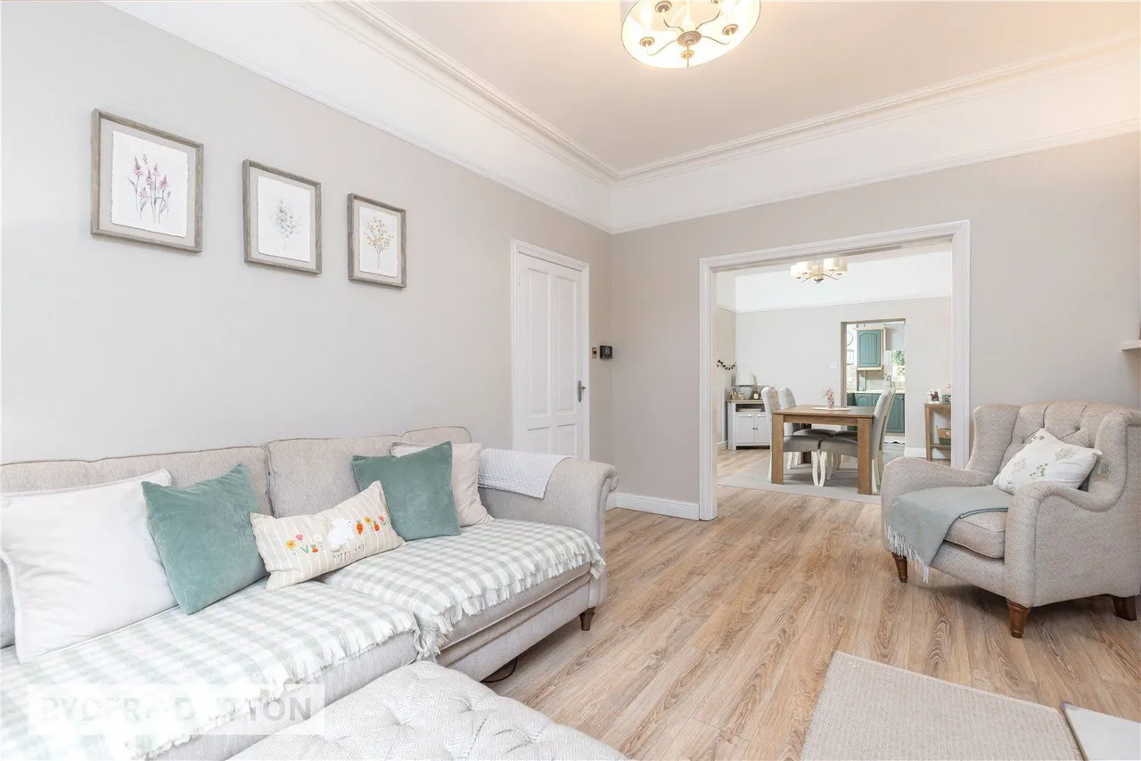 Rochdale Road East, Heywood, OL10, photo 2