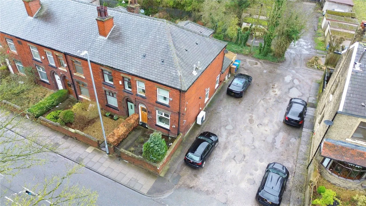Rochdale Road East, Heywood, OL10, photo 32
