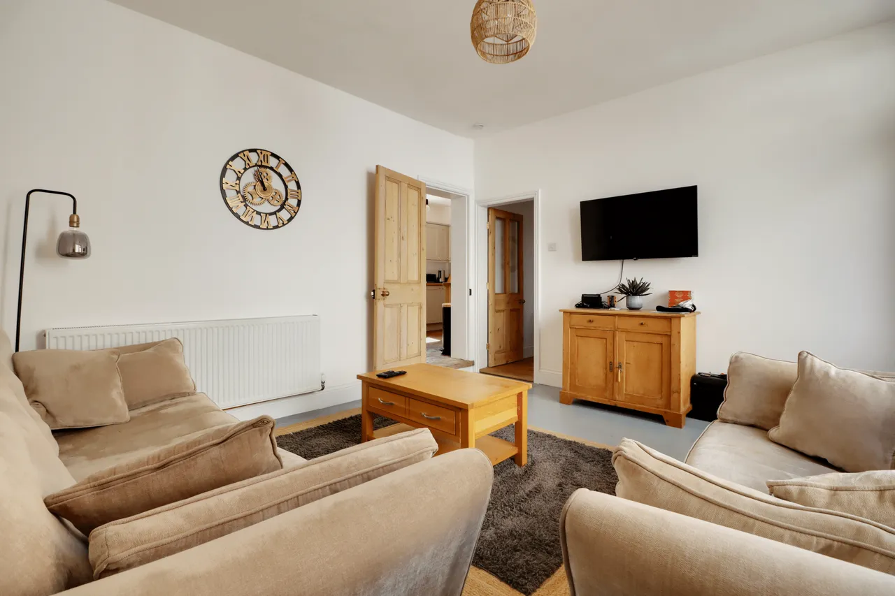 South Street, Caistor, LN7, photo 6