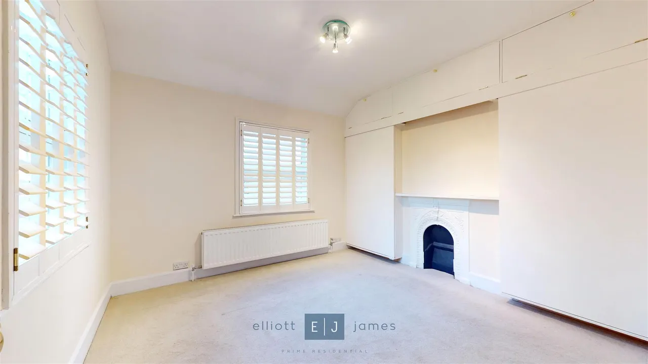 Clifton Road, Loughton, photo 8