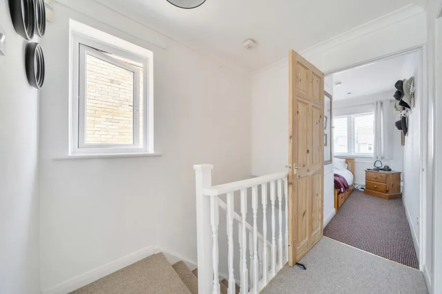 Tennyson Drive, Abingdon, OX14, photo 16