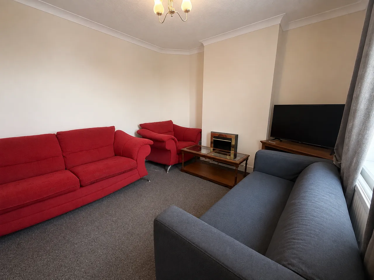 Thanet Street, Clay Cross, S45, photo 2