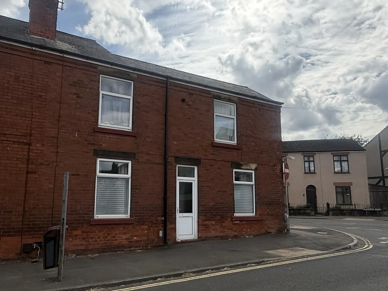 2 bed house to rent, Thanet Street, Clay Cross, S45