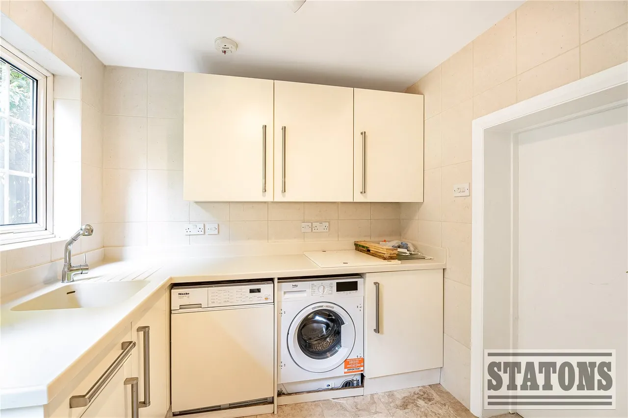 Green Dragon Lane, London, N21 1EN, photo 11
