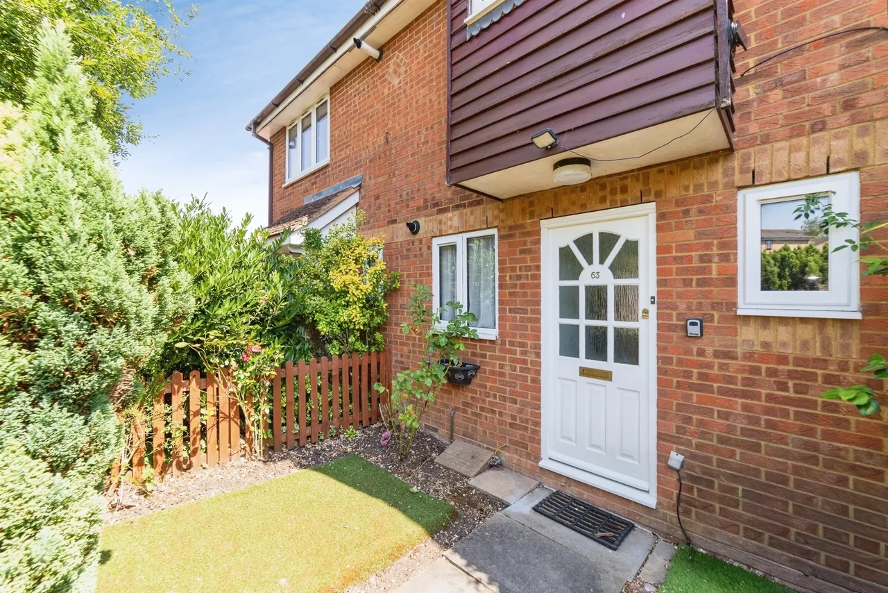 2 bed house for sale, Morecambe Close, Stevenage, SG1