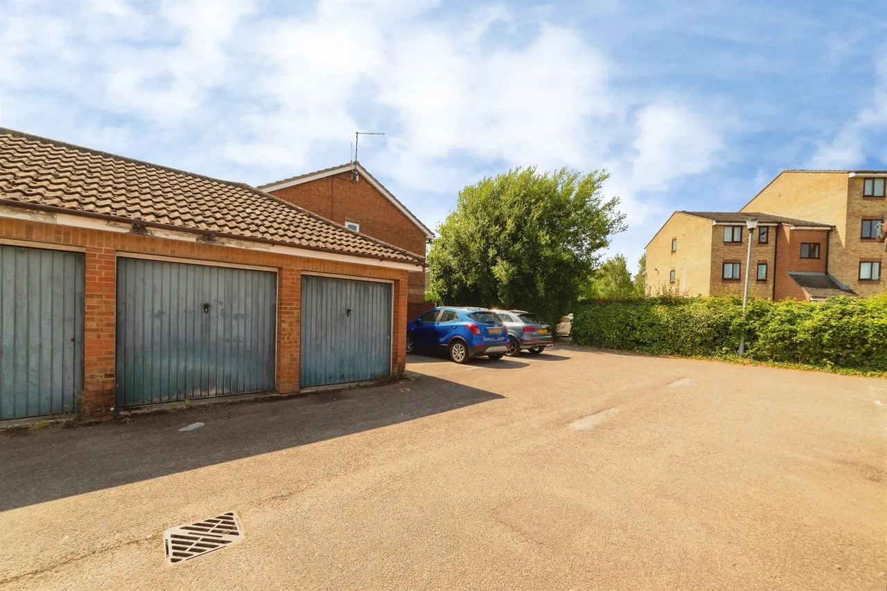 Morecambe Close, Stevenage, SG1, photo 15