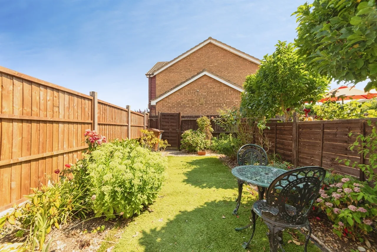 Morecambe Close, Stevenage, SG1, photo 2