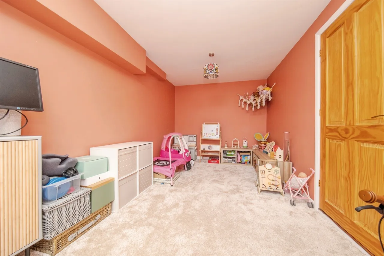 Sawmill Lane, Nacton, IP10, photo 9