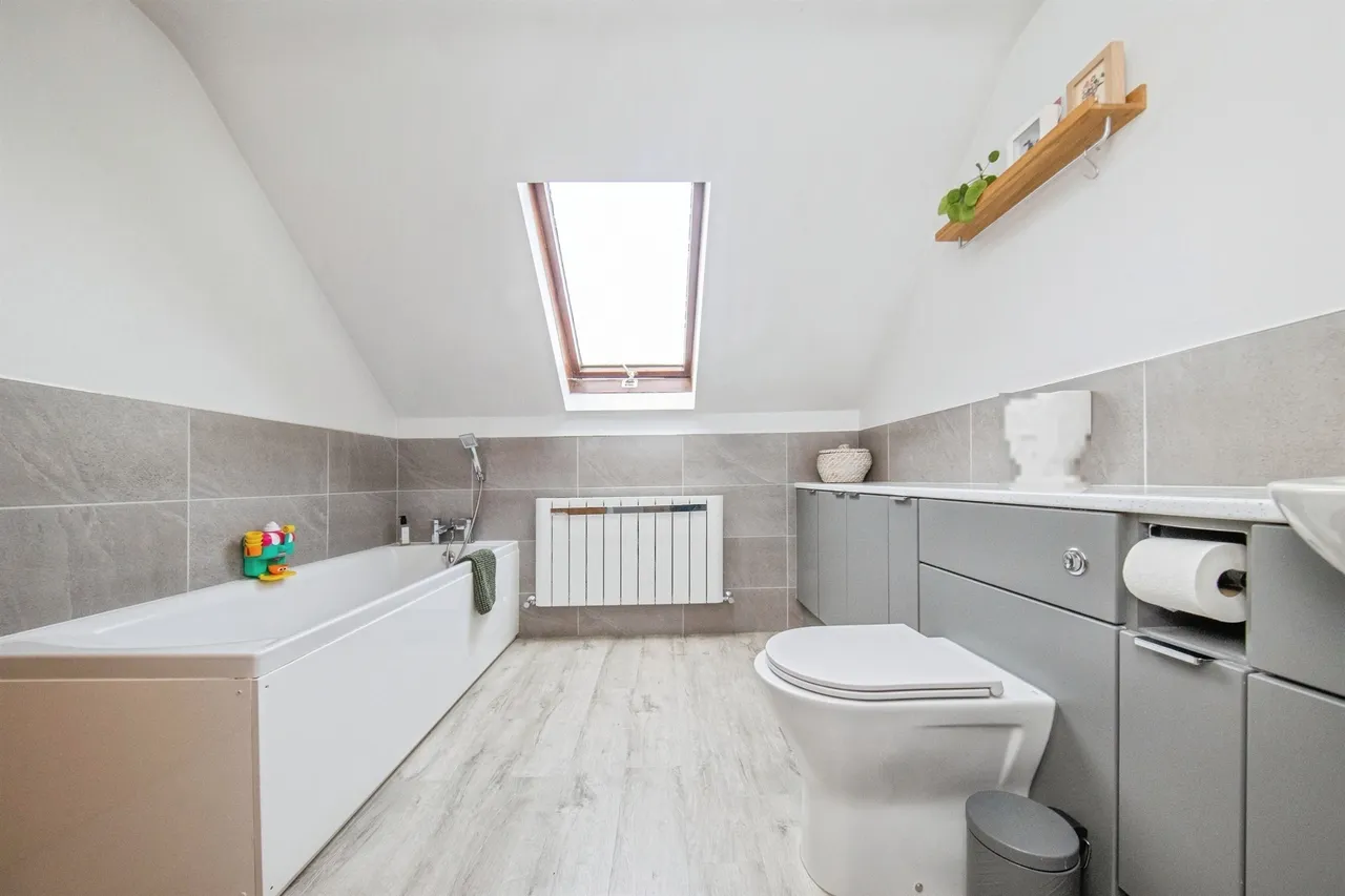 Sawmill Lane, Nacton, IP10, photo 12