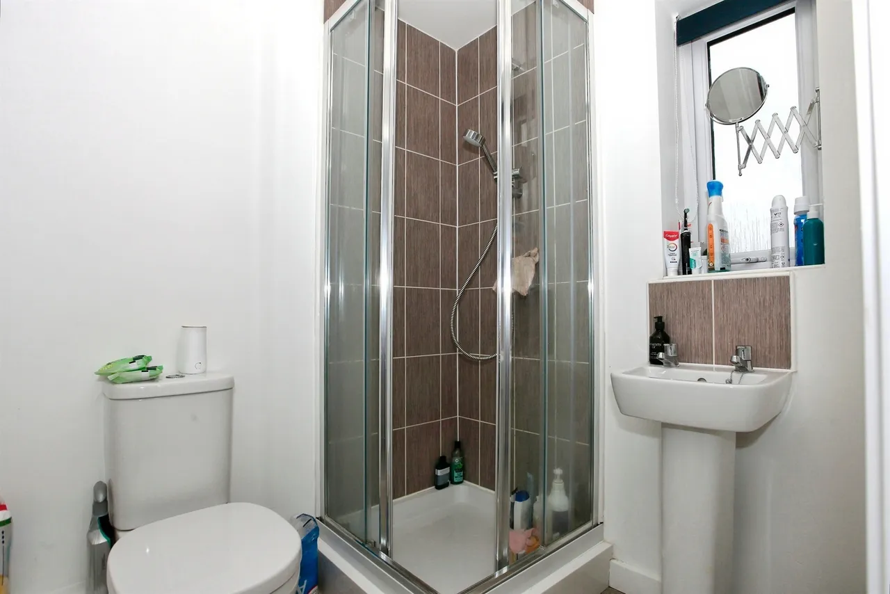 Linus Grove, Peterborough, PE2, photo 12