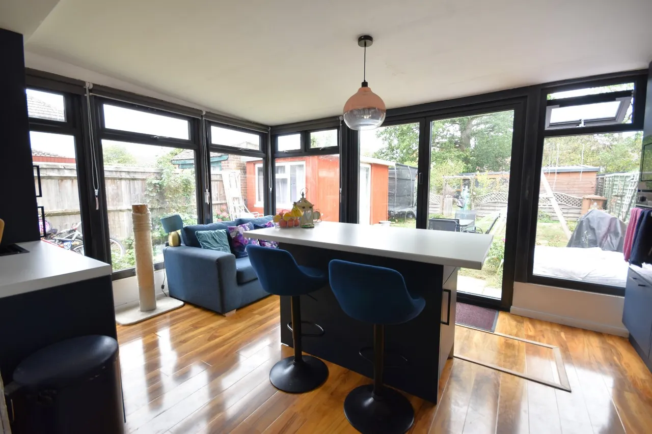 Sangers Drive, Horley, RH6, photo 9