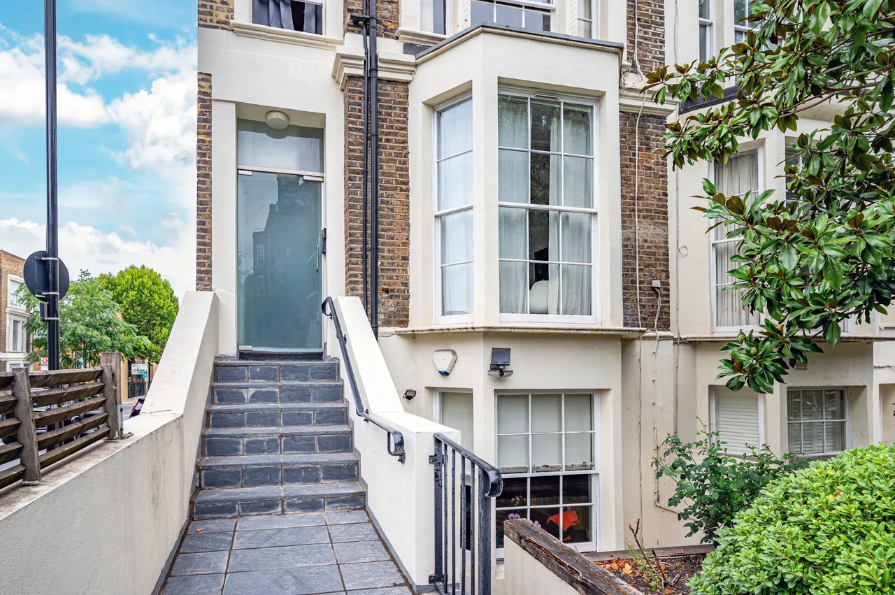 30 Cliff Court, Cliff Road, London, photo 8