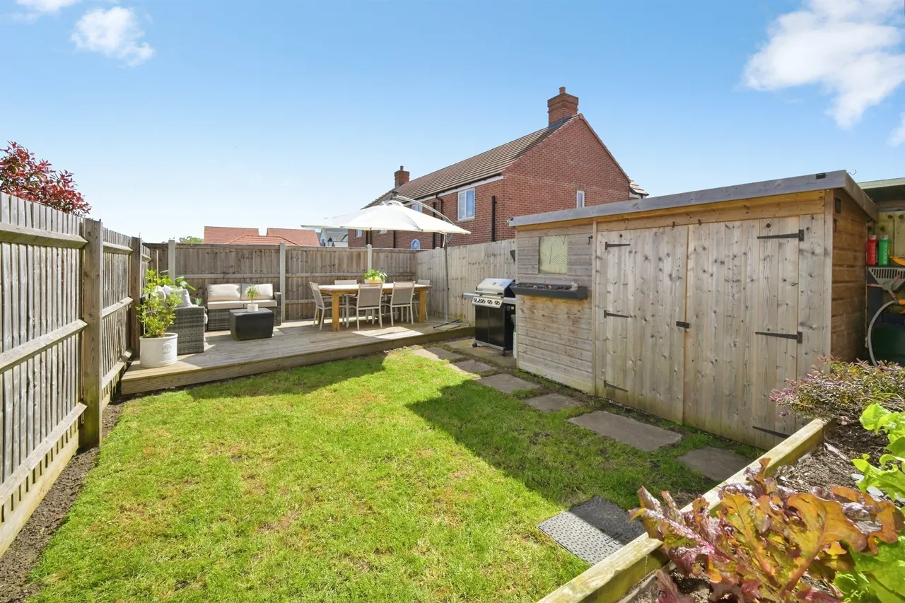 Cole Way, BISHOP'S STORTFORD, photo 2